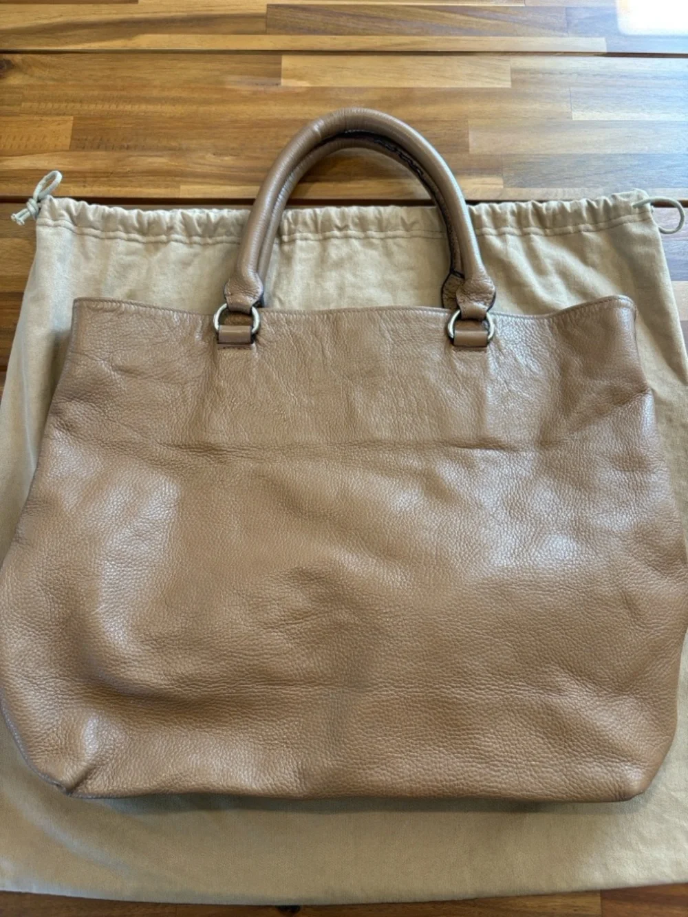 Prada Vitello Leather Tote Bag with Strap - Picture 5 of 13